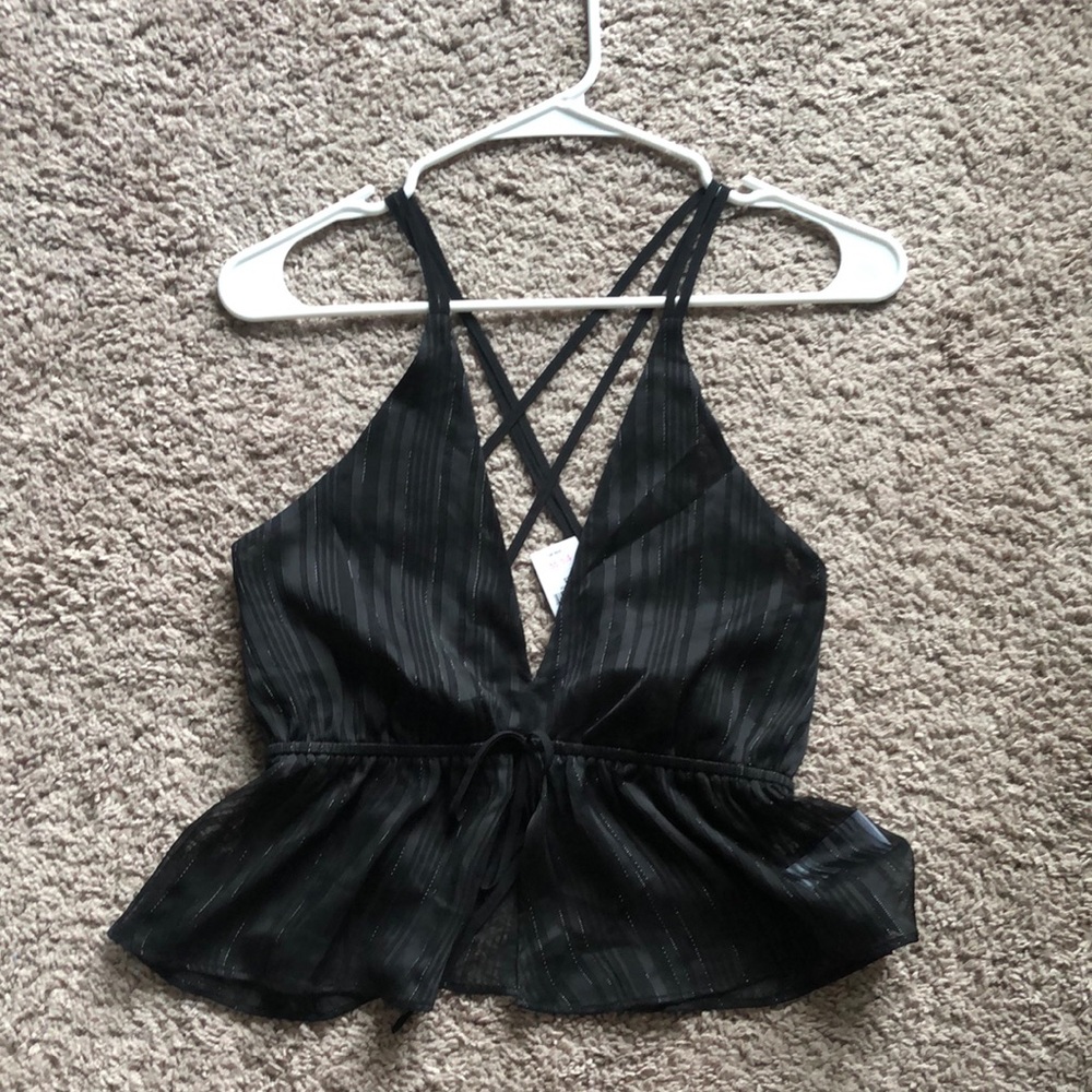 Cross cross black shiny lightweight flowy tank top